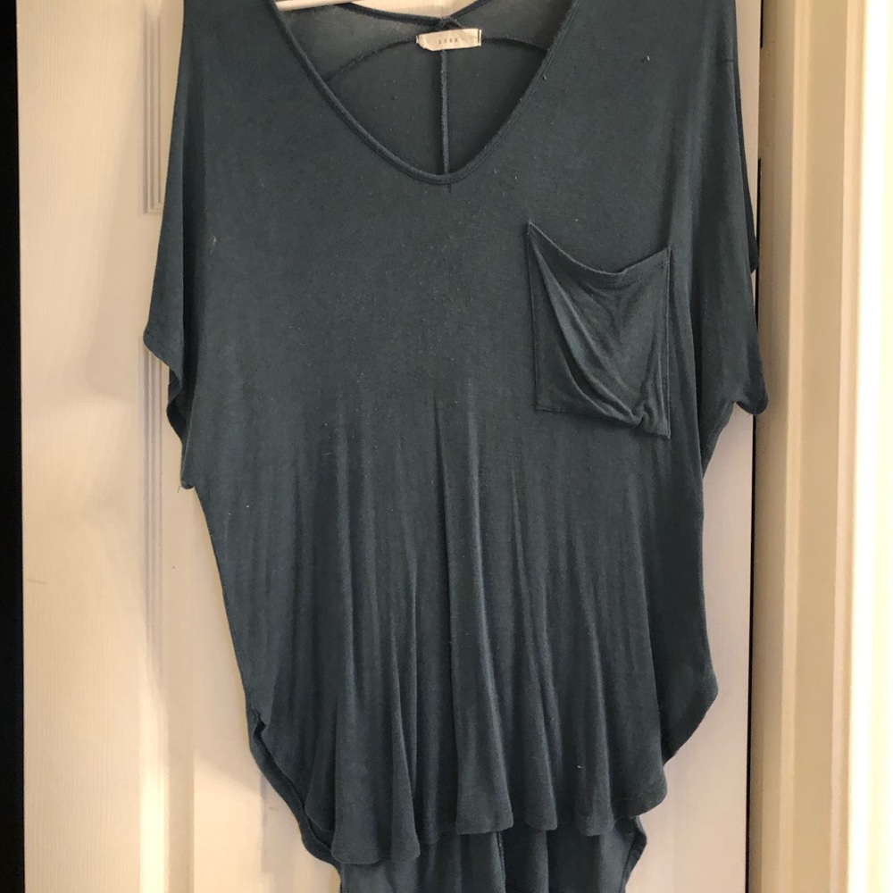 Over-sized blue lush v neck
